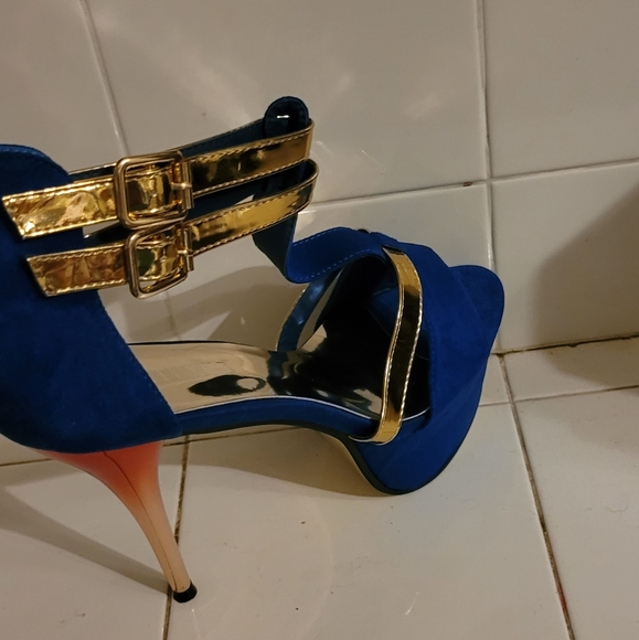 New Ombre 👠Heels - Picture 3 of 8